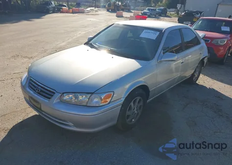 2000 Toyota Camry Le V6 from USA, damaged, VIN JT2BF22K2Y0265671